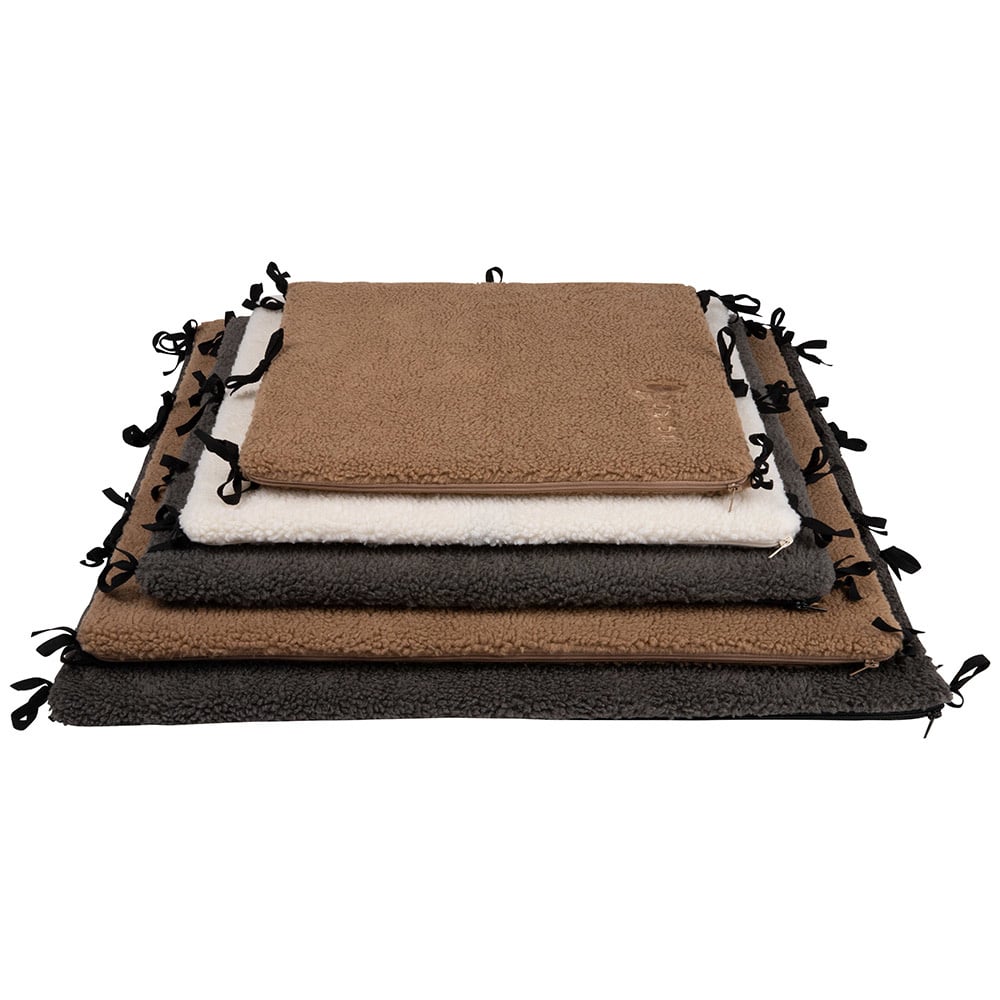 District 70 sherpa crate divider | merengue, large