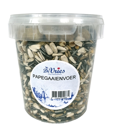 De vries papegaaienvoer