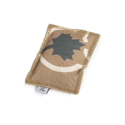 Canadian cat speelkussen love met catnip bruin / beige
