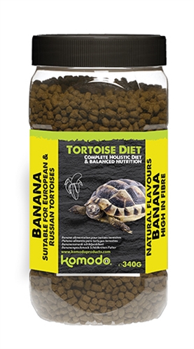 Komodo voer schildpad banaan