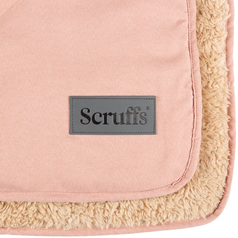 Scruffs hondendeken & speelgoed set Cosy Blanket 120×90 cm – Blush Pink