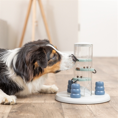 TRIXIE DOG ACTIVITY GAMBLING TOWER