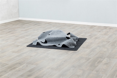 TRIXIE Kattenspeelkleed Cat Activity Adventure Carpet Verstelbaar met verstopplaatsen en slipvaste onderkant - Grijs - 99x99 cm