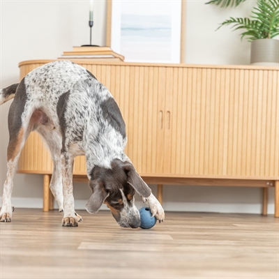 TRIXIE NATUURRUBBER SNACKBAL BLAUW