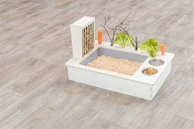 TRIXIE VOEDERSTATION MET VOERBAK / WATERBAK / HOOIRUIF HOUT NATUREL