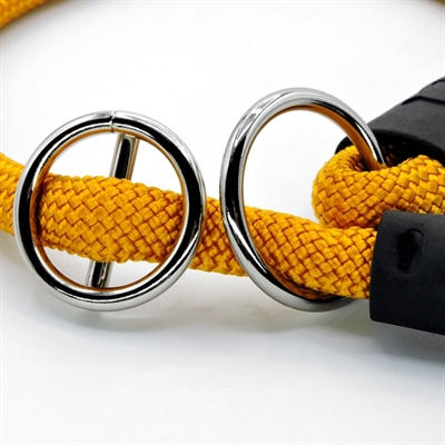 MORSO HALF SLIP HALSBAND HOND REGULAR ROPE GERECYCLED GOLD GOUD