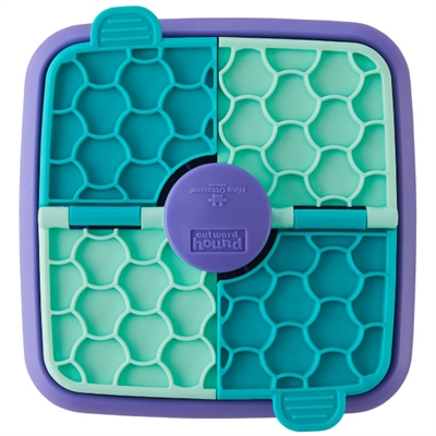NINA OTTOSSON Interactief hondenspel LICK N'FLIP LEVEL 1 - Combi puzzel, likmat en slow feeder - Geen kleur - 19x19x5 cm