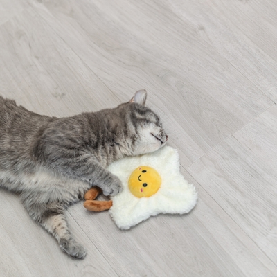 TRIXIE Kattenspeelgoed Gebakken Ei XXL - Gevuld met Amerikaanse catnip, ritselend, voor grote katten - 18 cm