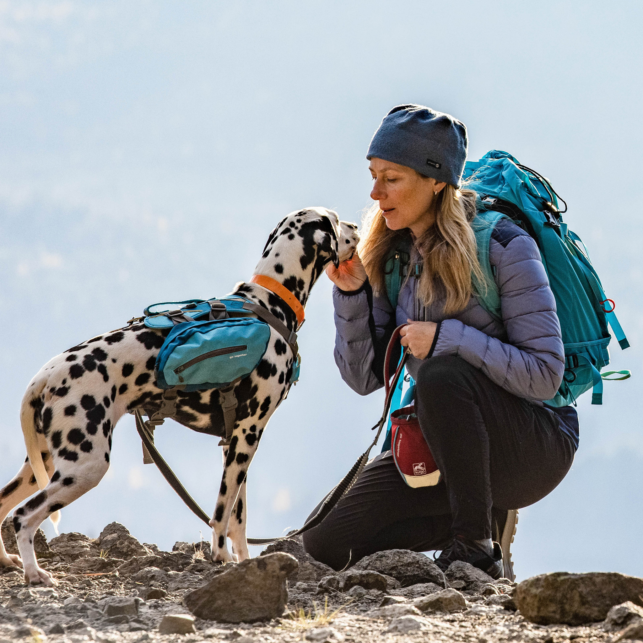 Kurgo honden traktatentasje Go Stuff It Chili Rood – handige bevestiging