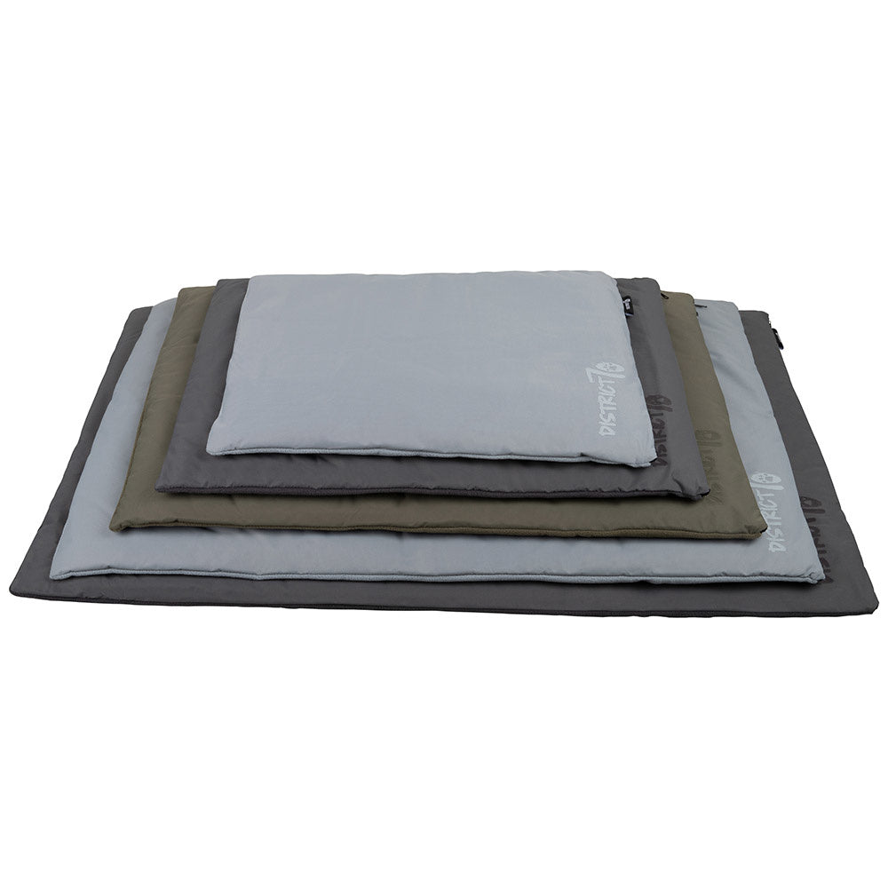 District 70 LODGE honden benchmat dubbelzijdig