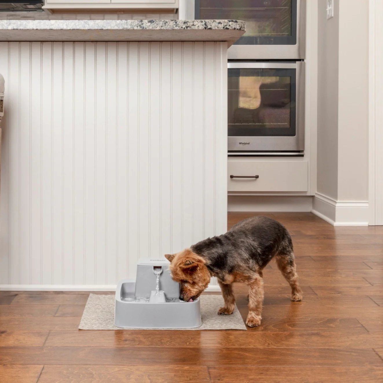 Drinkwell Honden Drinkfontein 1,8 L – Verstelbare Stroomsnelheid