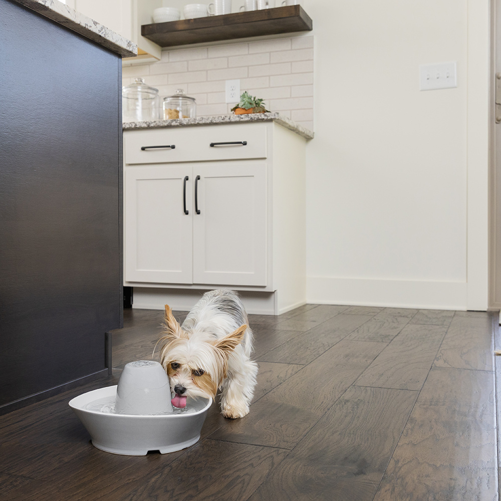 Drinkwell Honden- en kattenfontein Streamside 1,8 L - Keramisch