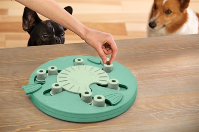 NINA OTTOSSON Hondenpuzzel Dog Worker Composiet - 3 niveaus - mintgroen - 34,5 cm