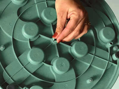 NINA OTTOSSON Hondenpuzzel Dog Worker Composiet - 3 niveaus - mintgroen - 34,5 cm