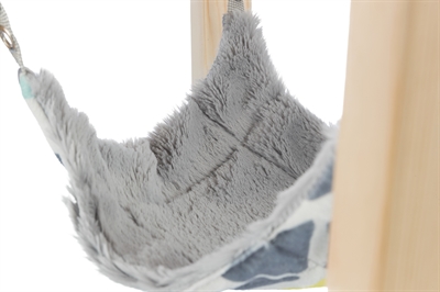 TRIXIE Schuilhuisje met hangmat Sunny | Onbehandeld hout, verstelbare wasbare pluche hangmat - Grijs - 37x37x29 cm