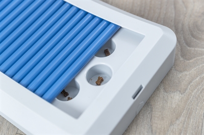 TRIXIE Hondenbordspel met stokjes Intelligentiespel - Anti-slip pootjes - Vaatwasmachinebestendig - 35x19,5 cm