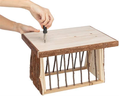 TRIXIE Hooiruif Schorshout met bodem en deksel - Beschermt tegen vocht, opvangbodem - 40x30x22 cm