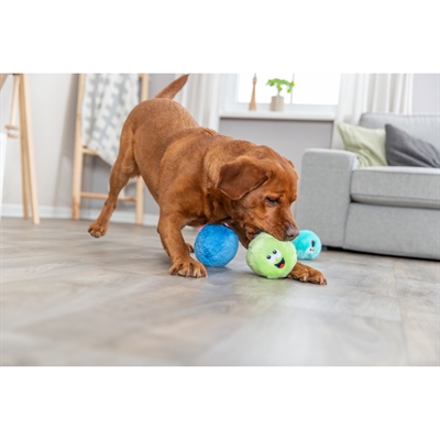 TRIXIE Hondenbal Pluche - 95% gerecycled, met piep en zacht - assorti - 10 cm