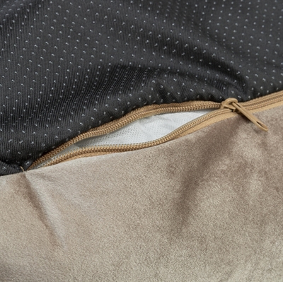 TRIXIE Hondenmand Malia Be Eco | Gerecycled velours, wasbare hoes - Goudzand - 65x55 cm