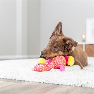 TRIXIE Hondenspeeltje Flamingo Stof – Zachte stoffen buitenkant, lange poten - Roze/Geel - 32x12x11 cm