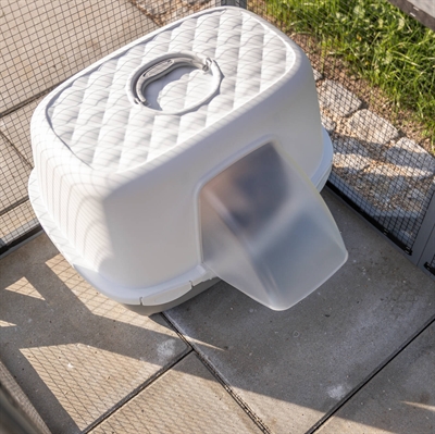 TRIXIE Kattenbak Davio Top met kap | Buitengebruik & transparante regenklep - Grijs/Wit - 56x39x39 cm